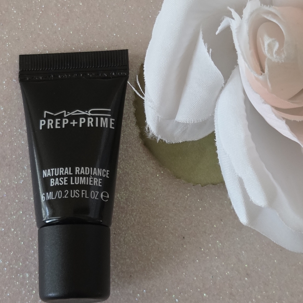 MAC Prep + Prime Natural Radiance Base NWT
